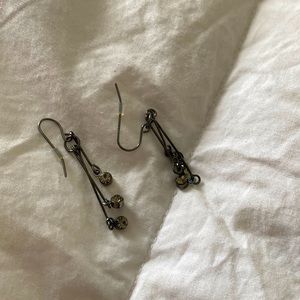 Dainty earring set with crystal stones